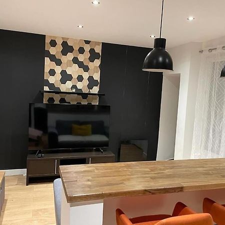 Appartement Chez Tricia Thorigny-sur-Marne Екстериор снимка