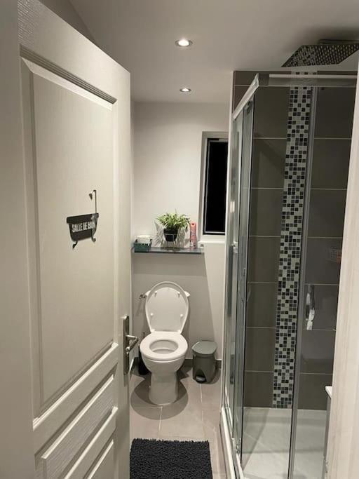 Appartement Chez Tricia Thorigny-sur-Marne Екстериор снимка