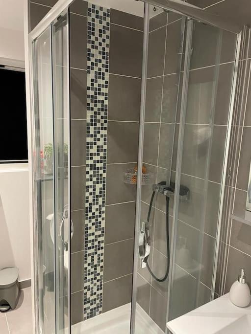 Appartement Chez Tricia Thorigny-sur-Marne Екстериор снимка